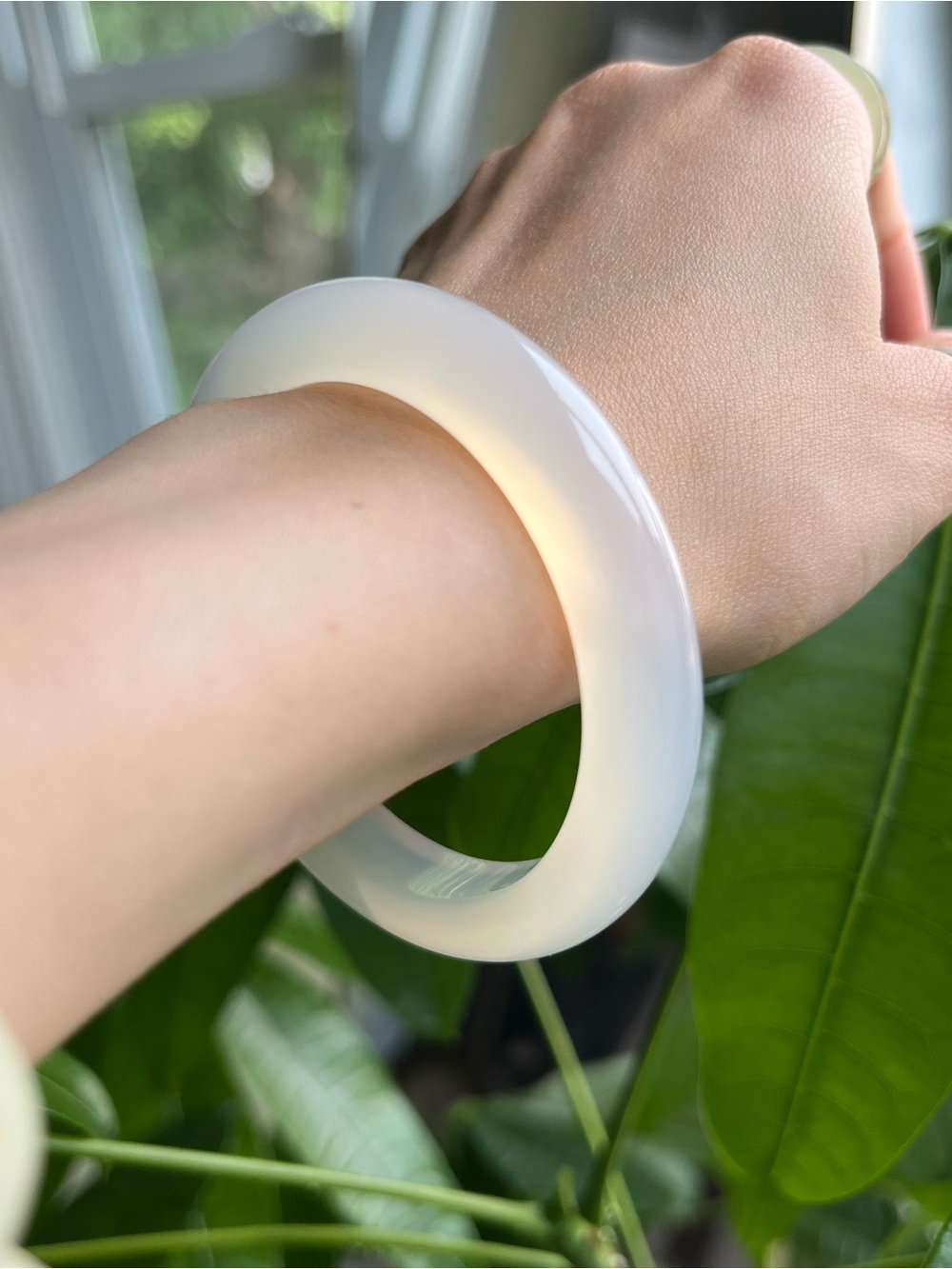 Natural Agate Bangle Bracelet Icy White - XS D: 50.2mm